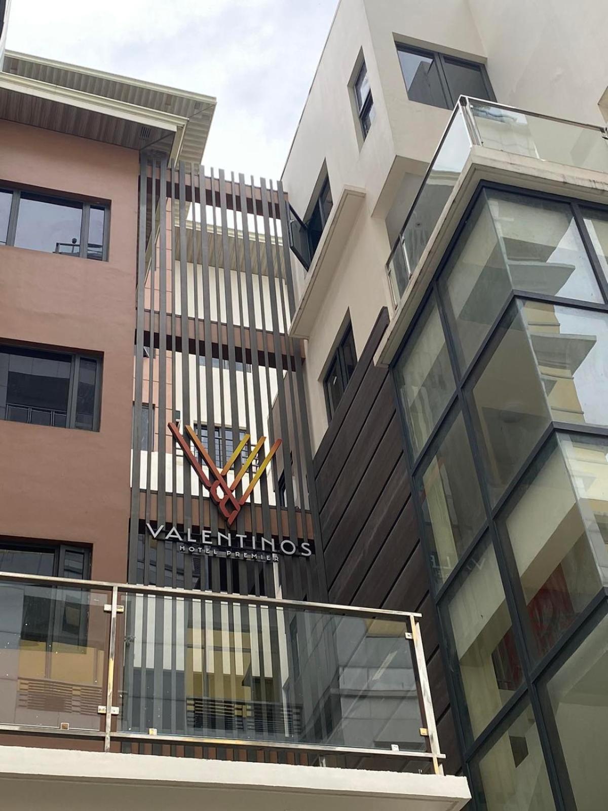 Valentino'S Hotel Angeles Eksteriør bilde